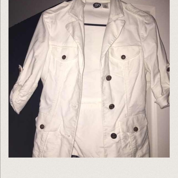 Saks jacket - Picture 4 of 4