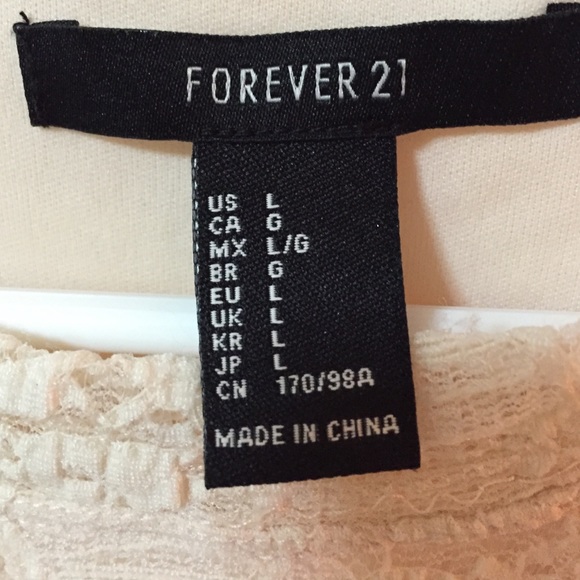 Blush lace dress - Picture 3 of 4