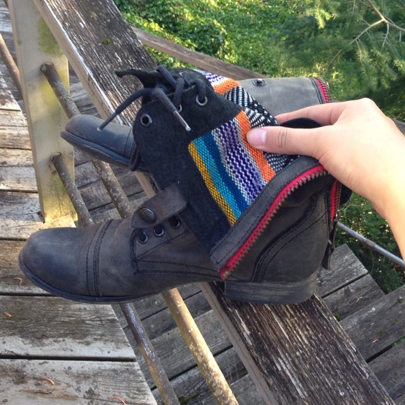 Steve Madden combat boots