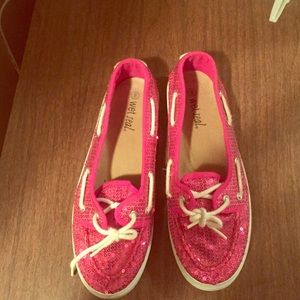 โค๏ธSuper cute pink sparkly flats!!! โบ๏ธโบ๏ธ