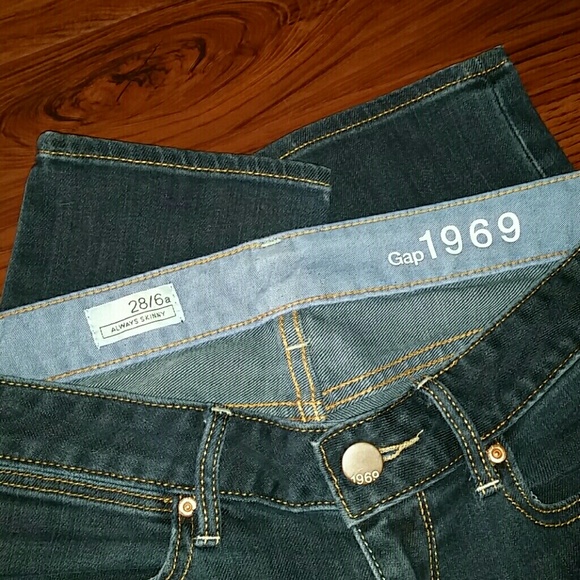 Gap jeans bundle RESERVED