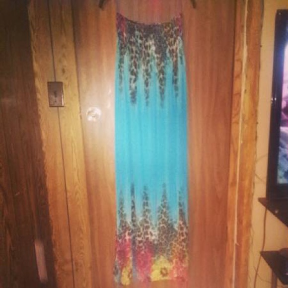 Worn once size small beautiful dress - Picture 1 of 1