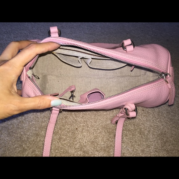 Dooney & Bourke Bags - Dooney & Bourke baby pink barrel bag Dooney & Bourke Bags - Dooney & Bourke baby pink barrel bag
