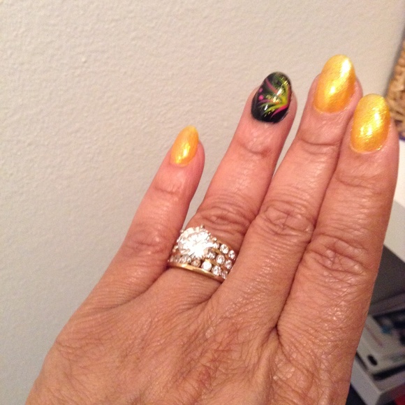 Cocktail Ring - Picture 3 of 3