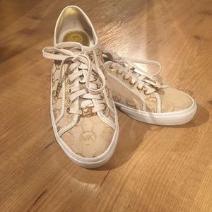 AUTHENTIC Michael Kors logo sneakers