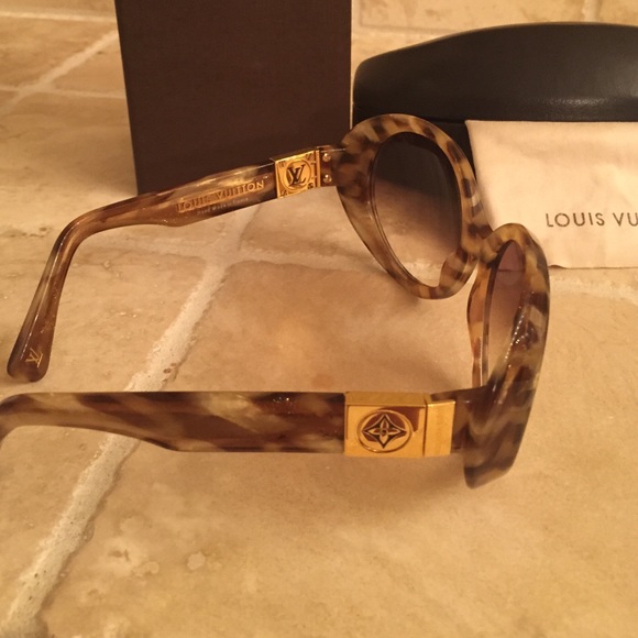 Original LV sunglasses - Picture 2 of 4