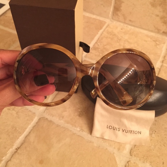 Original LV sunglasses - Picture 4 of 4