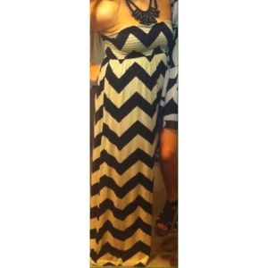 Black/Tan Chevron Maxi Dress
