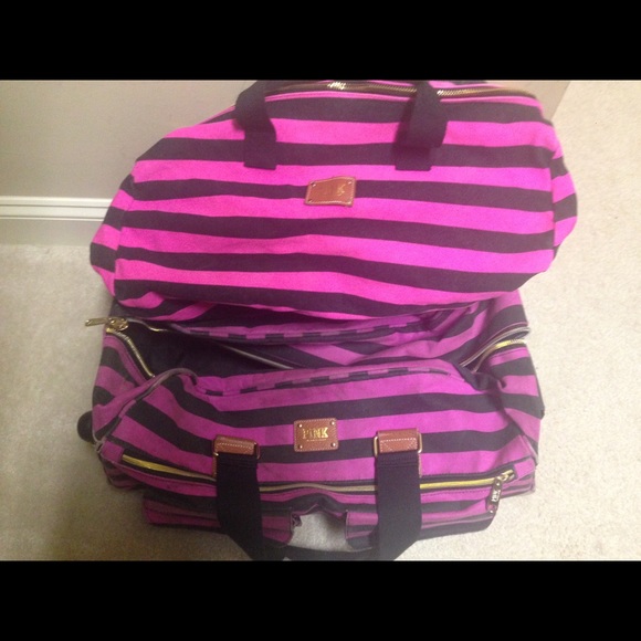 Used 2 piece VS luggage set