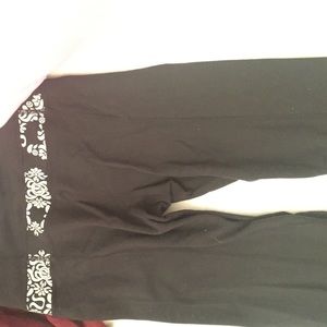 Lululemon yoga pants! size 2
