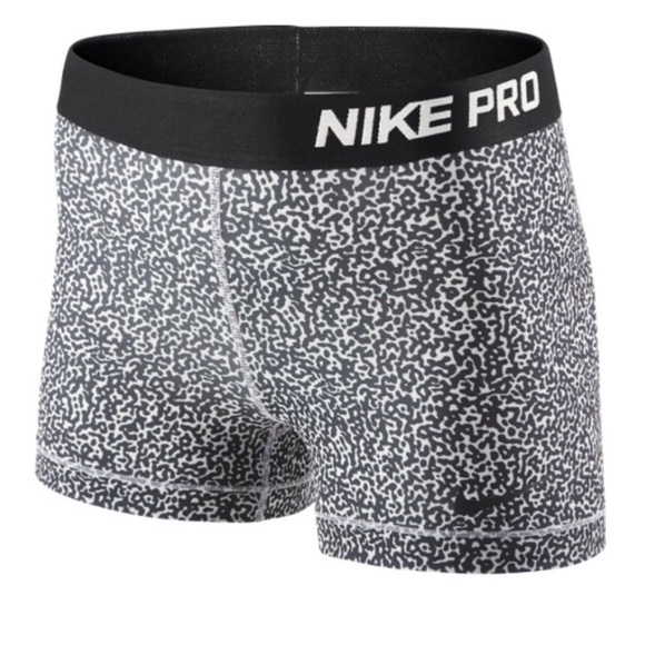 Nike Pants - Nike Pro Shorts NWT