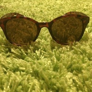 RoundISH Sunglasses