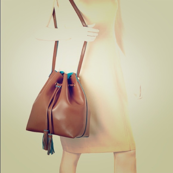🆕Price Drop! Steve Madden Bucket Bag! ⭐️