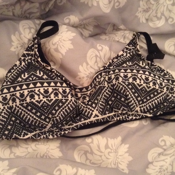 Open caged back swimsuit top