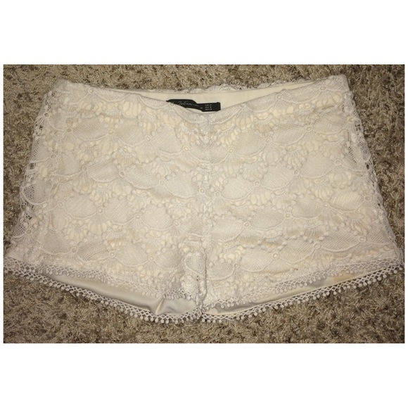 Zara lace shorts