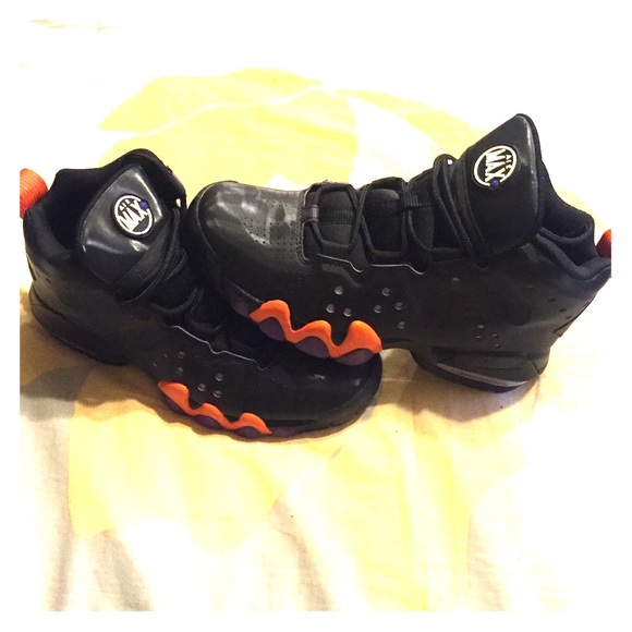 NIKE AIR MAX BARKLEY -  BLACK, ORANGE & PURPLE.