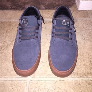 Men's size 12 DC shoes