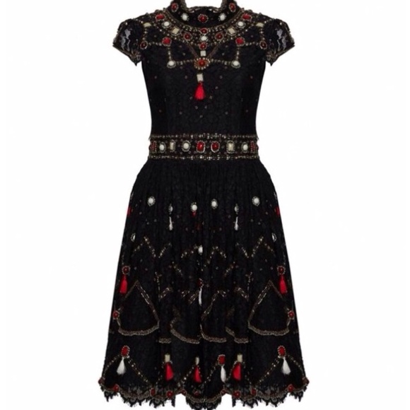 Alice + Olivia Dresses & Skirts - Alice + Olivia Dress