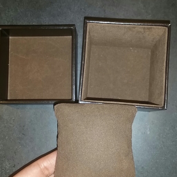 🔵Michael Kors Watch Box - Picture 2 of 3