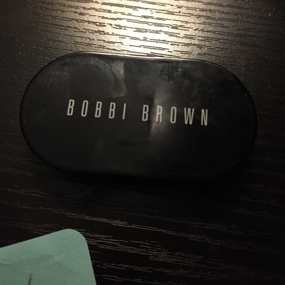 Creamy concealer:HONEY