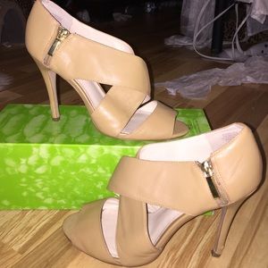Nude Nine West heels