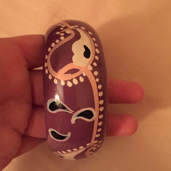 Hand painted bracelet - Picture 2 of 2