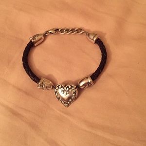 Gorgeous black leather and heart bracelet