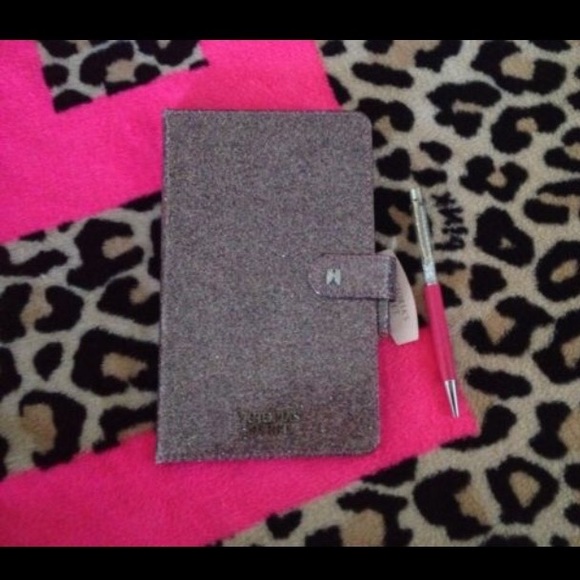 NWT Victoria secret journal and pen set - Picture 1 of 1