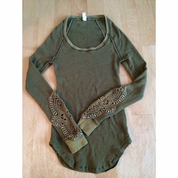 Free People Tops - Free People synergy cuff thermal