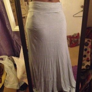 Blk & white striped maxi skirt