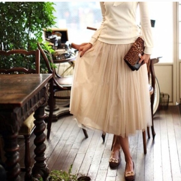 Beige tulle skirt Clearance