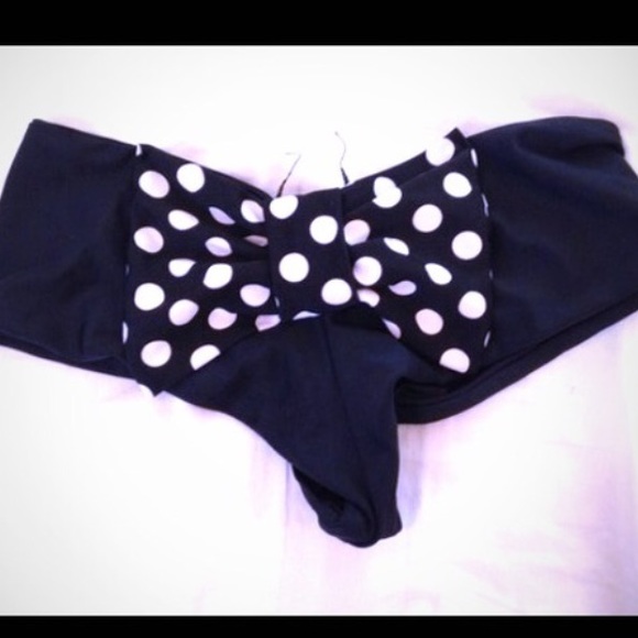 Lolli swim bottoms (black)