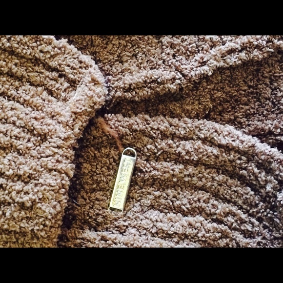 Nine West brown scarf - Picture 2 of 2