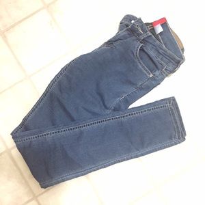 H&M Jeans - Like New* H&M stretchy jeggings H&M Jeans - Like New* H&M stretchy jeggings