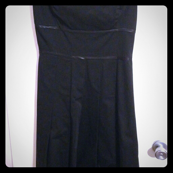 LBD by White House Black Market