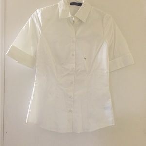 Quarter sleeve shirt
