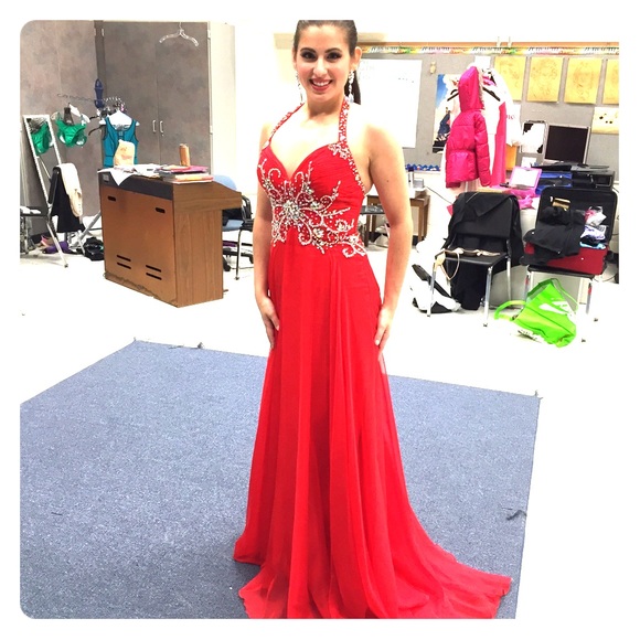Size 2, Cassandra Stone