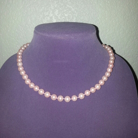 Genuine Pink Pearl Necklace NWOT - Picture 1 of 1