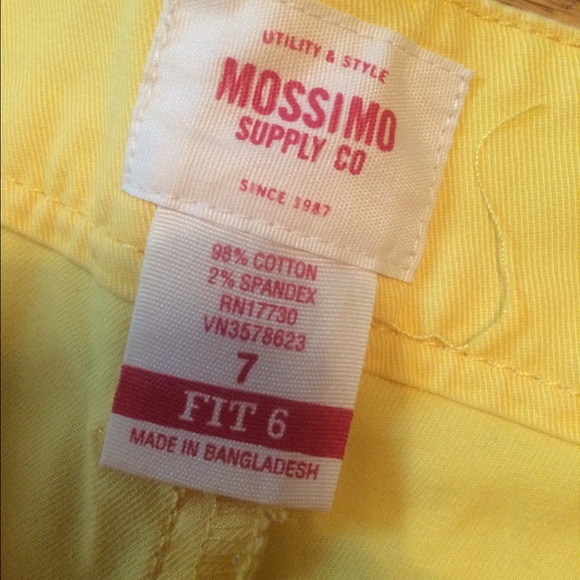 Yellow shorts - Picture 2 of 3