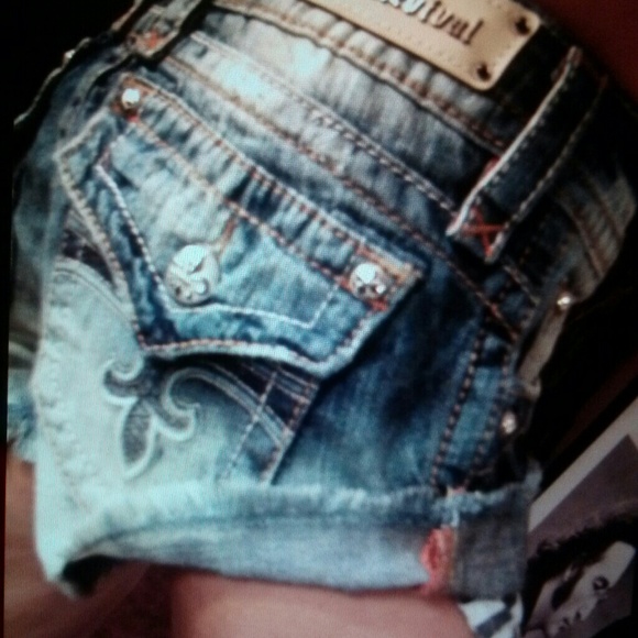 Rock Revival Jen Shorts 25
