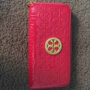 Tory burch wallet