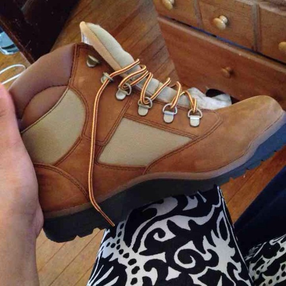 Timberland Boots - Picture 2 of 3