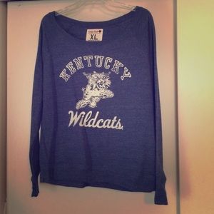 Kentucky Wildcats from American Eagle size XL