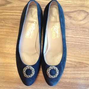 Vintage Salvatore Ferragamo Black Suede Sz 7