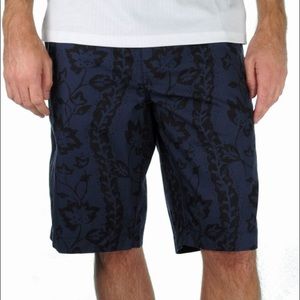 ⚠️SOLD⚠️ Men's Kenneth Cole Floral Short