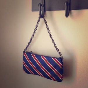 Adorable "Tie" purse NWOT-final price