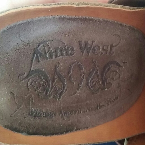 🚫SOLD🚫Nine west leather clogs - Picture 2 of 3