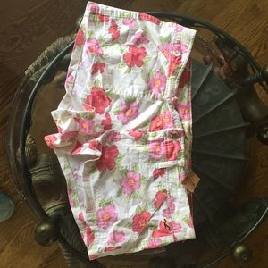 White Floral  hollister shorts, size 11.