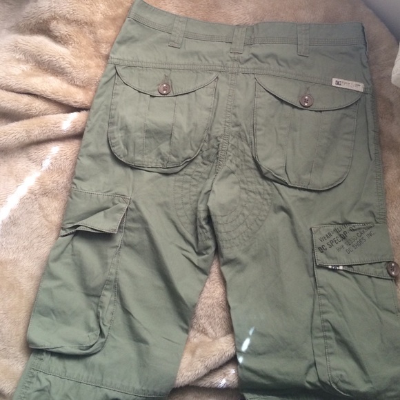 Unisex DC size 30 green Cargo pants - Picture 2 of 4