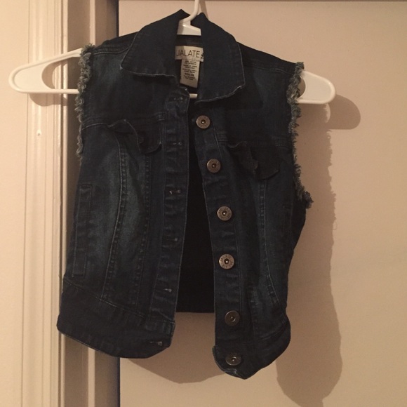 Dark blue vest